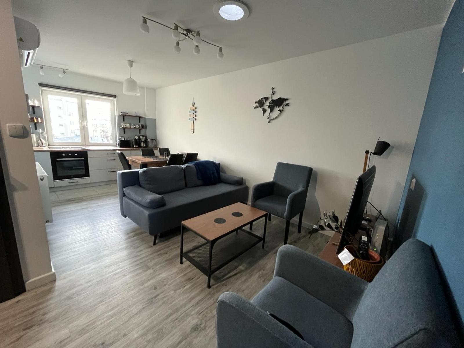 Apartament Hugo シフィノウイシチェ エクステリア 写真