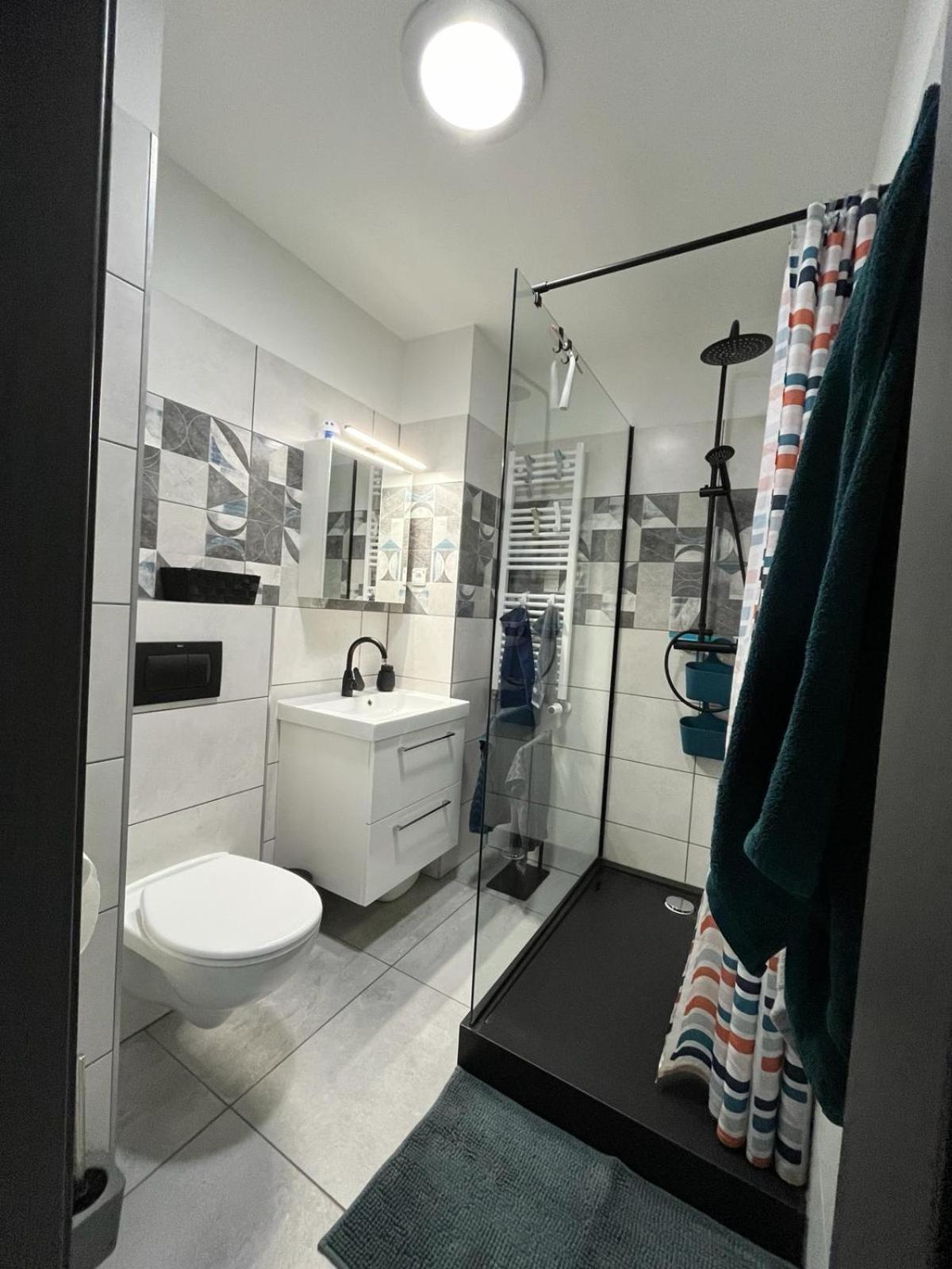 Apartament Hugo シフィノウイシチェ エクステリア 写真